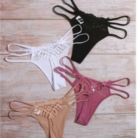 Four Contrasts Lace Panty Set